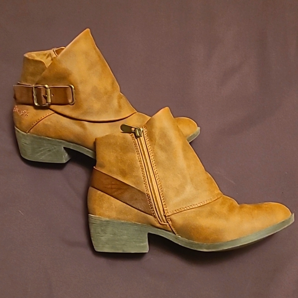 Blowfish Malibu Ankle Booties Like New